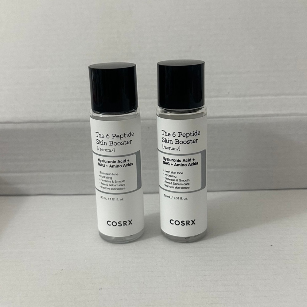 COSRX The 6 Peptide Skin Booster - Black and White